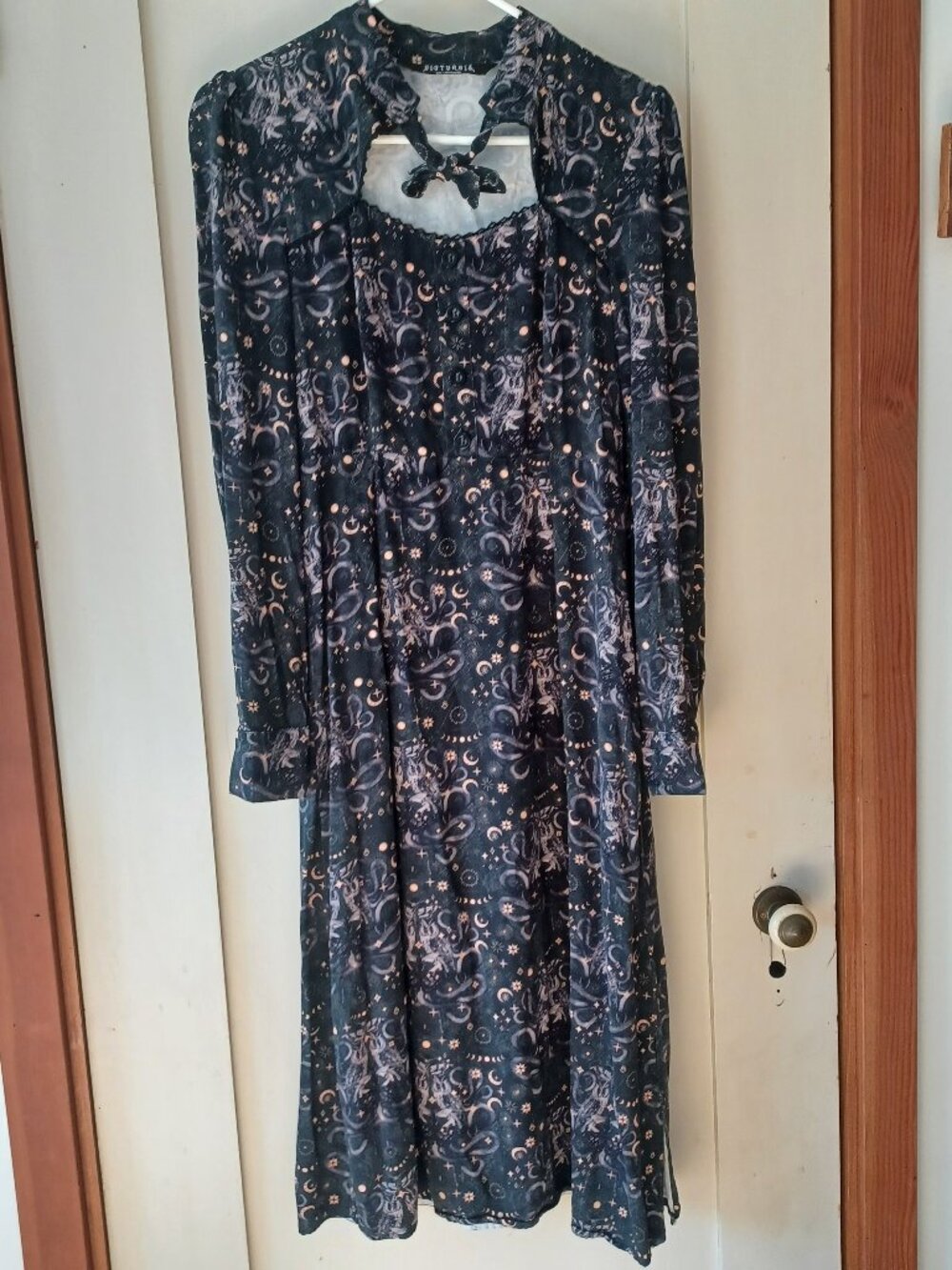 Disturbia Size 6 Celestial with Owls Long Sleeve Midi Dress